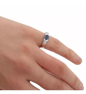 Bague or gris diamants et saphir
