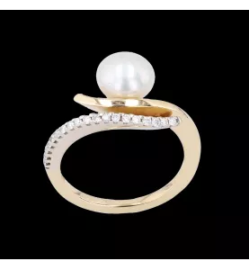 BAGUE OR JAUNE PERLE ET DIAMANTS