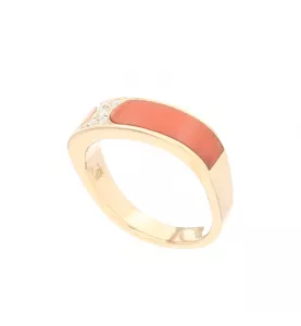 Anello in oro giallo corallo e diamanti