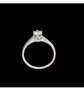 Bague solitaire en or gris 0.33 carat