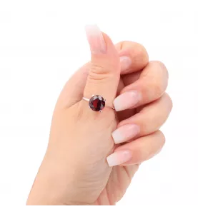 Tourmaline white gold ring