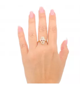 Anello con diamanti in oro giallo