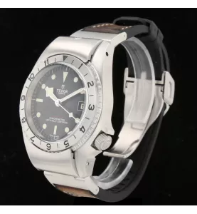 TUDOR Black Bay P01