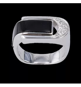 Anello in oro bianco e Onice