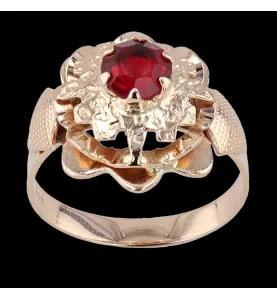 Anello vintage in oro rosa e rubino