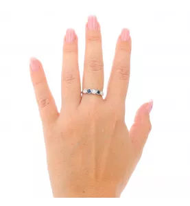 ANELLO IN ORO BIANCO DIAMANTI ZAFFIRO