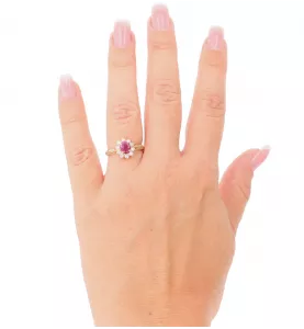 Anello rubino e diamanti