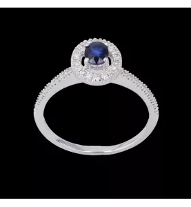 SAPPHIRE AND DIAMOND WHITE GOLD RING