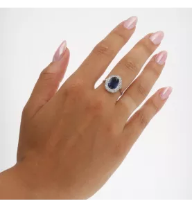 PLATINUM SAPPHIRE AND DIAMOND RING