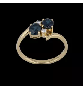 Yellow gold ring Sapphire Diamonds