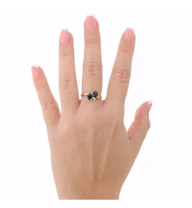 Anello in oro giallo Zaffiro Diamanti