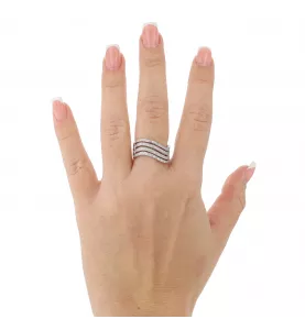 Bague or gris diamants