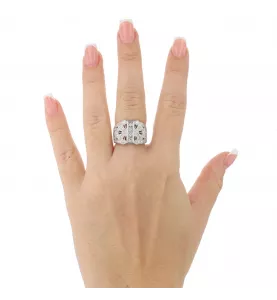 ORIENTAL RING PLATINUM DIAMONDS