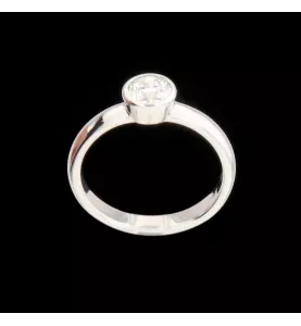 Bague Solitaire or gris