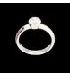 Anello solitario in oro bianco