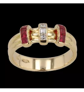 Bague en or jaune Rubis