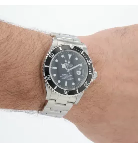 Rolex Submariner Date 16610