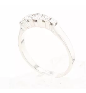 WHITE GOLD RING 5 DIAMONDS