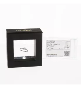 Anello solitario in platino