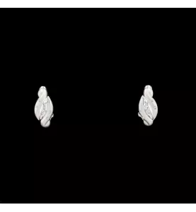 White gold and diamond earrings