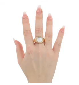 Chevalière Or jaune Nacre et Diamants
