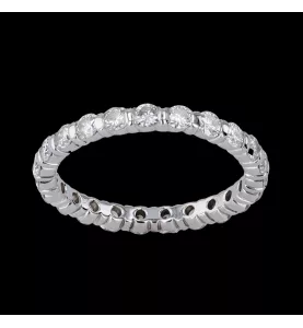 Full circle white gold 22 diamonds