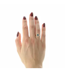 YELLOW GOLD SAPPHIRE AND DIAMOND RING