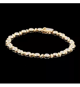 ARMBAND AUS GELBGOLD MIT DIAMANTEN